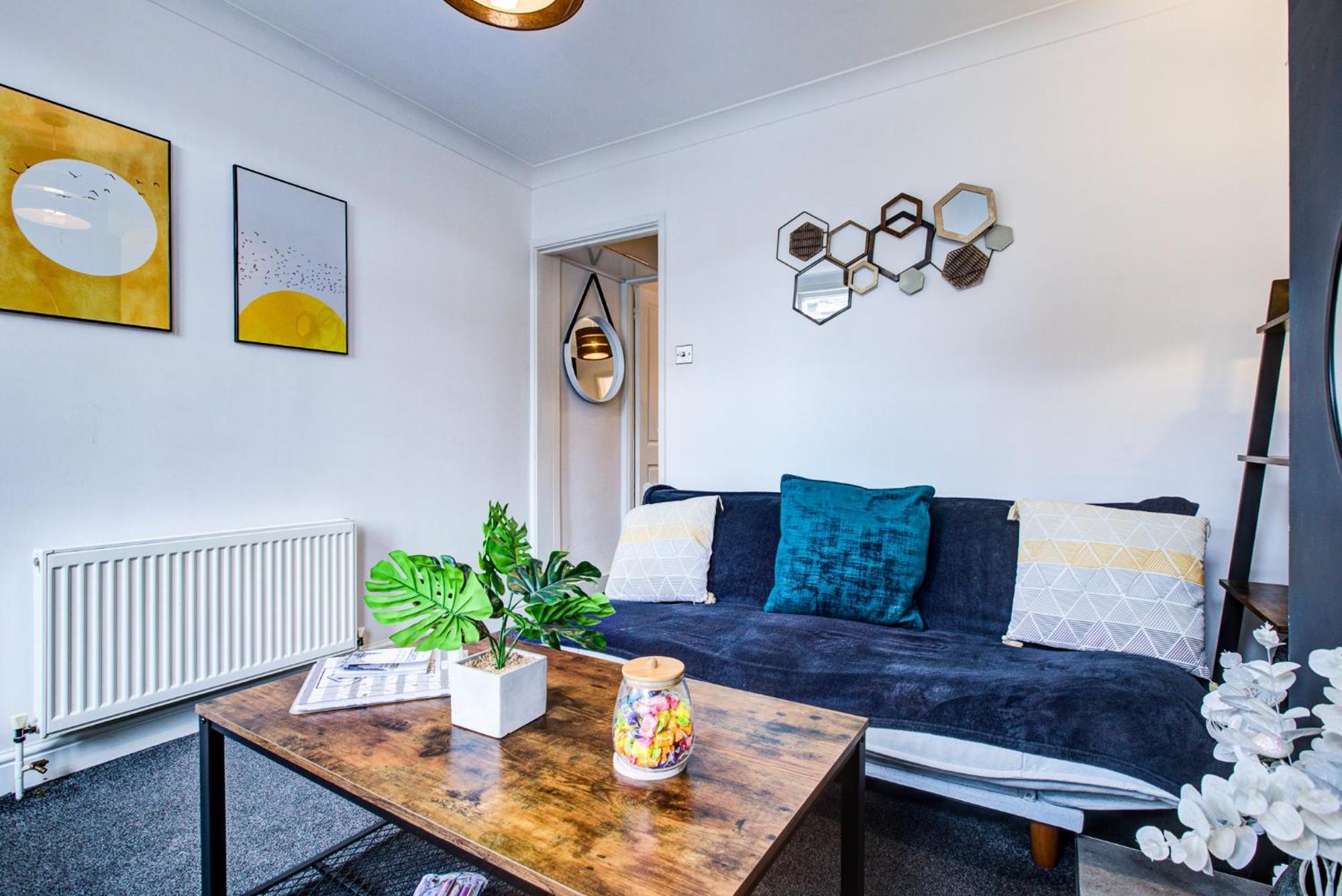 'Number 11' Central Colchester - Super Convenient 2 X Double Bed 1 X Single Bed Cottage Plus Office & Garden, 8 Min Walk Nth Station & Town Ctr, 2 Min Walk Local Shops & Restaurants Buitenkant foto